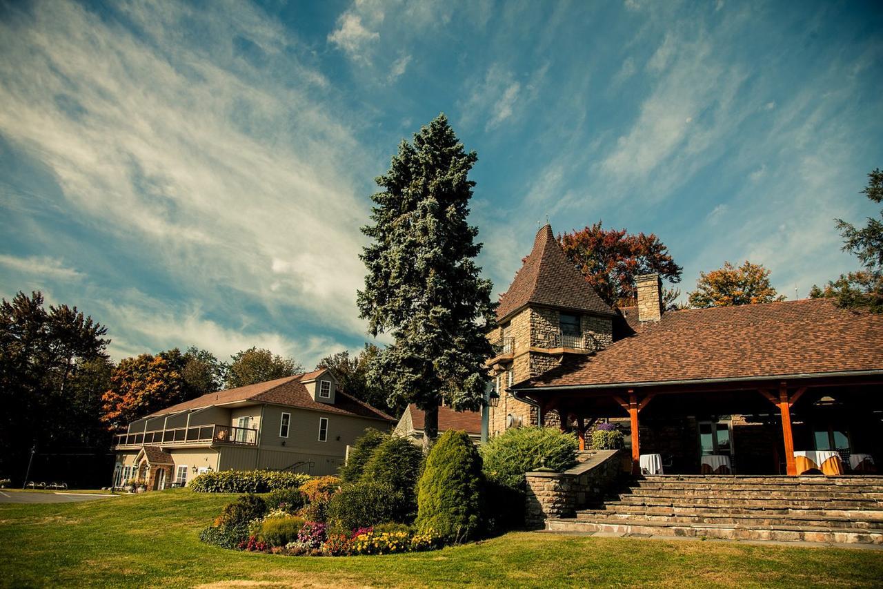 The French Manor Inn & Spa Newfoundland 外观 照片