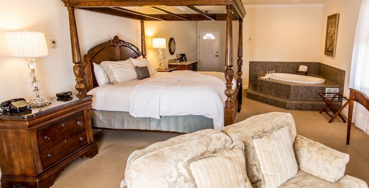 The French Manor Inn & Spa Newfoundland 外观 照片