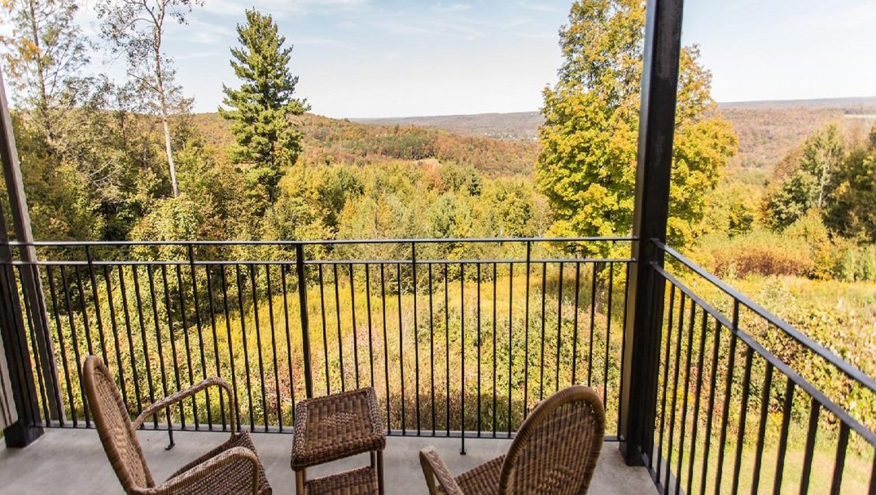 The French Manor Inn & Spa Newfoundland 外观 照片